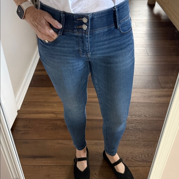 Apt 9 Women's Medium Wash Blue Skinny Jeans - Picture 4 of 12